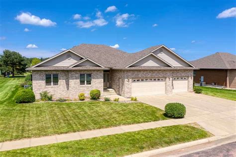 Homes for sale yankton county sd - In Yankton County, SD, townhomes come in all shapes and sizes, with prices to match: They generally range between and . But, for the most affordable townhouses available, you can explore our homes under $300K section to find your perfect match. 